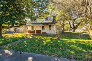 411 Ml King Jr St, Texas City, TX 77590 - Photo 2