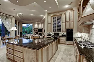 11101 S Country Squire St, Piney Point Village, TX 77024 - Photo 12