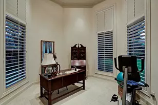 11101 S Country Squire St, Piney Point Village, TX 77024 - Photo 16