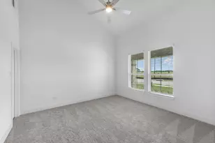207 Upland Dr, Waller, TX 77484 - Photo 18
