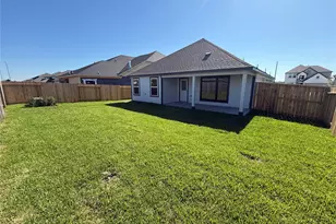 8743 Mallow Rose Wy, Rosharon, TX 77583 - Photo 4