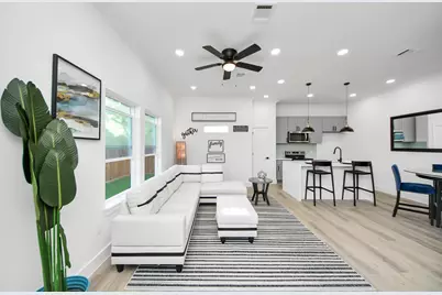 9305 Jutland Road, Houston, TX 77033 - Photo 6