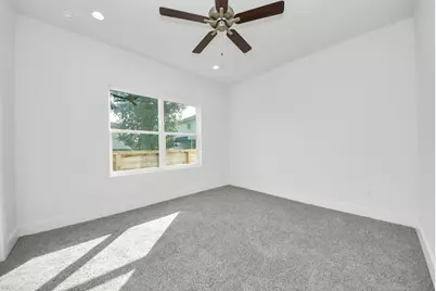 611 E 39th Street #B, Houston, TX 77022 - Photo 24