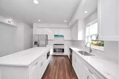 611 E 39th Street #B, Houston, TX 77022 - Photo 6