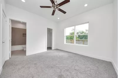 611 E 39th Street #B, Houston, TX 77022 - Photo 26
