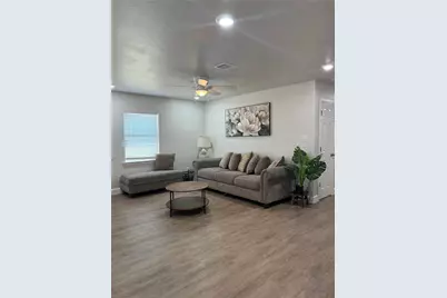 3610 Newton Dr, Pasadena, TX 77503 - Photo 2