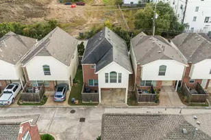 1755 Aden Dr, Houston, TX 77003 - Photo 36