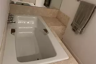 10 S Briar Hollow Ln, Houston, TX 77027 - Photo 36