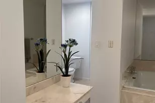 10 S Briar Hollow Ln, Houston, TX 77027 - Photo 38