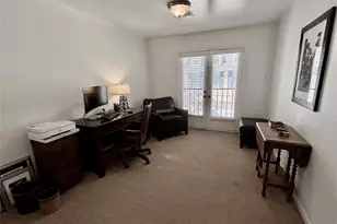 10 S Briar Hollow Ln, Houston, TX 77027 - Photo 44