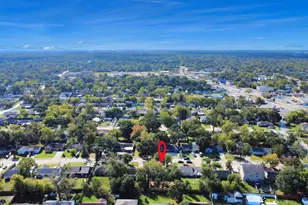 5823 Southgood St, Houston, TX 77033 - Photo 8