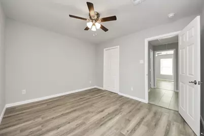 5823 Southgood Street, Houston, TX 77033 - Photo 16