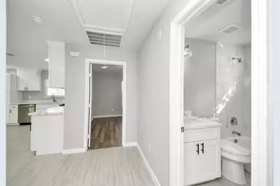 5823 Southgood Street, Houston, TX 77033 - Photo 24