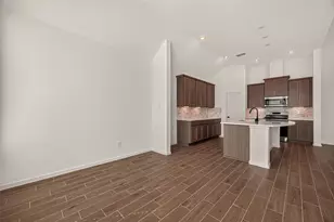 1061 Comal Trl, Dayton, TX 77535 - Photo 20