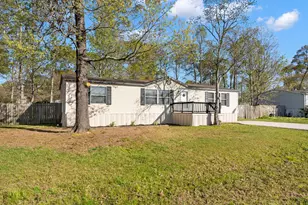 150 Pegasus Ct, Conroe, TX 77306 - Photo 2
