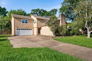 15626 4 Leaf Dr, Houston, TX 77084 - Photo 2