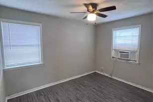 1610 Mystic St, Houston, TX 77020 - Photo 4