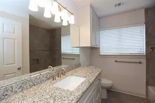 6022 Beaudry Dr, Houston, TX 77035 - Photo 14