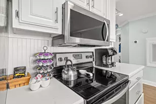 9520 Seawall Blvd, Galveston, TX 77554 - Photo 8