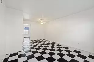 9303 Hammerly Blvd, Houston, TX 77080 - Photo 20