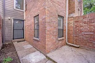 8583 Wilcrest Dr, Houston, TX 77099 - Photo 8