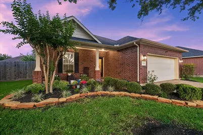 2003 Lavender Hill Court, Pearland, TX 77581 - Photo 2