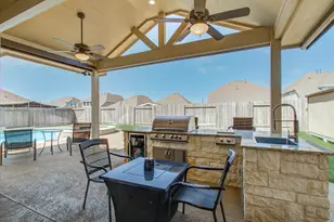 4815 Manila Bay Cir, Baytown, TX 77523 - Photo 36