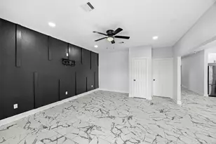 8824 Leander St, Houston, TX 77012 - Photo 4