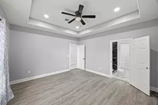 8824 Leander St, Houston, TX 77012 - Photo 16