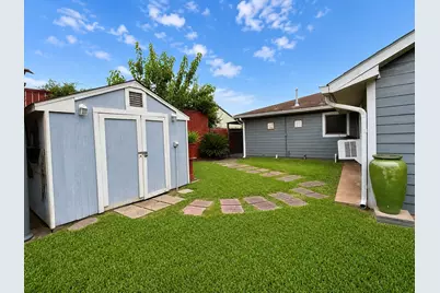 10614 Sorsby Way, Houston, TX 77047 - Photo 4