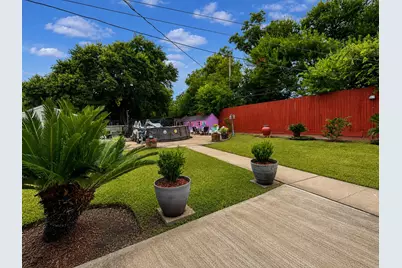 10614 Sorsby Way, Houston, TX 77047 - Photo 2