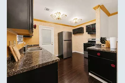 10614 Sorsby Way, Houston, TX 77047 - Photo 14