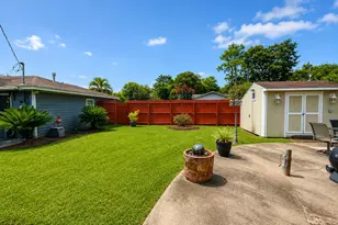 10614 Sorsby Way, Houston, TX 77047 - Photo 8