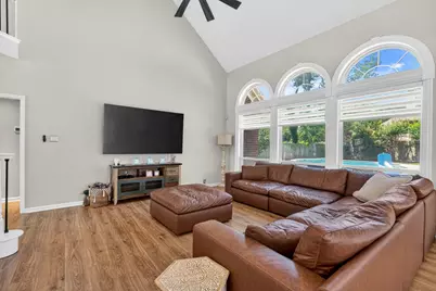 3210 Beachwater Drive, Katy, TX 77450 - Photo 10