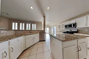 74 Wimberly Way, Conroe, TX 77385 - Photo 2