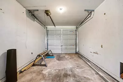 5001 Glenhaven Drive, Baytown, TX 77521 - Photo 34