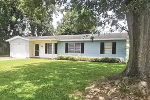2524 Central Blvd, Nederland, TX 77627 - Photo 1