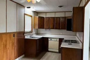 2524 Central Blvd, Nederland, TX 77627 - Photo 4