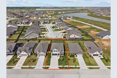 13716 Windward Mist Drive, Texas City, TX 77568 - Photo 44