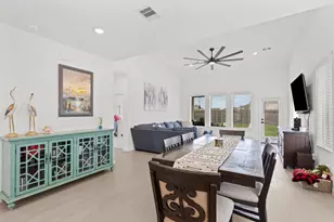 13716 Windward Mist Dr, Texas City, TX 77568 - Photo 6