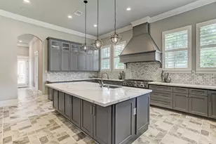 325 Bunker Hill Rd, Houston, TX 77024 - Photo 14