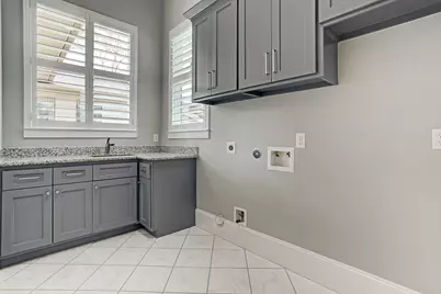 325 Bunker Hill Road, Houston, TX 77024 - Photo 18