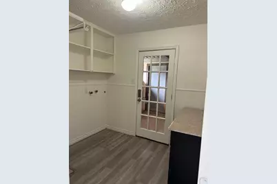 228 Oak Manor Drive, Alvin, TX 77511 - Photo 16