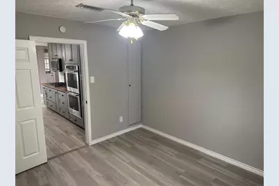 228 Oak Manor Drive, Alvin, TX 77511 - Photo 14