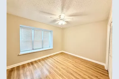 8225 Kingsbrook Road #116, Houston, TX 77024 - Photo 12