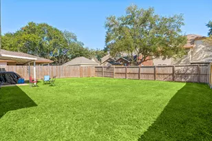 3203 Farmers Field St, Pearland, TX 77581 - Photo 2