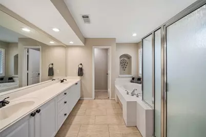 162 W Sundance Circle, The Woodlands, TX 77382 - Photo 24