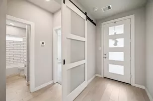 14132 Lake Lodge Dr, Conroe, TX 77384 - Photo 2