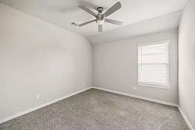 14132 Lake Lodge Drive, Conroe, TX 77384 - Photo 12