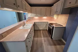 42 Silver Creek Dr Dr, Conroe, TX 77301 - Photo 6